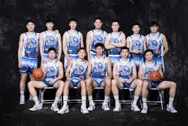 发出更强的 发出更强的